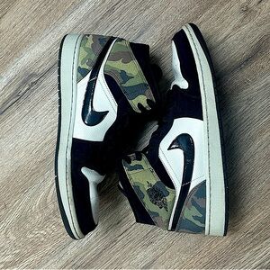 Jordan 1 Mid Camo 2020